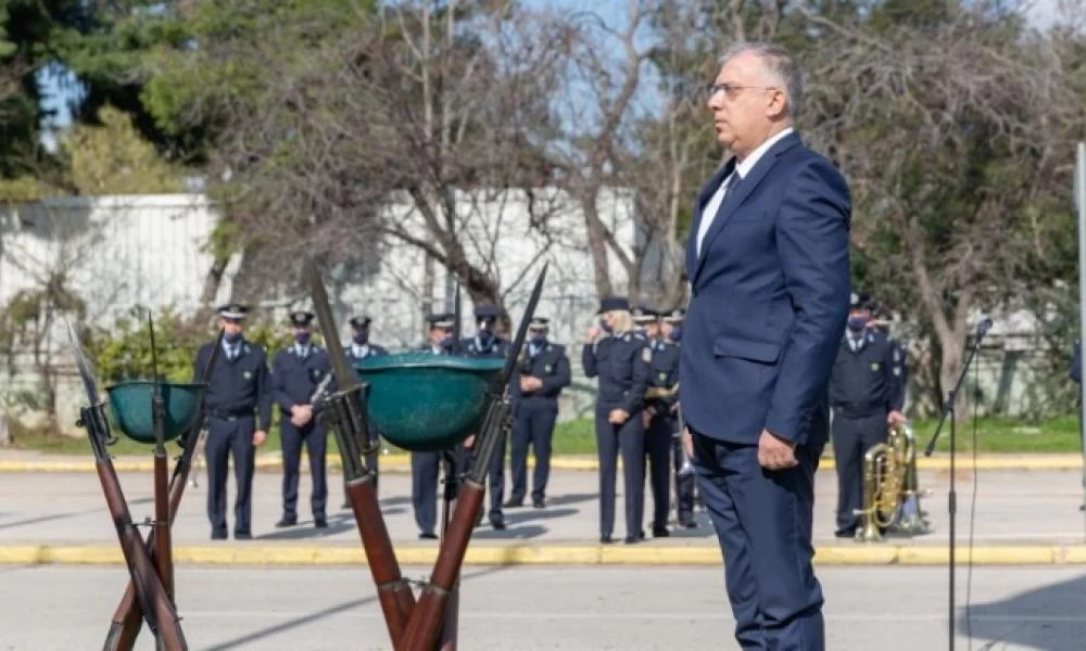 Θεοδωρικάκος: «Τιμάμε τους αστυνομικούς που έπεσαν για την πατρίδα»